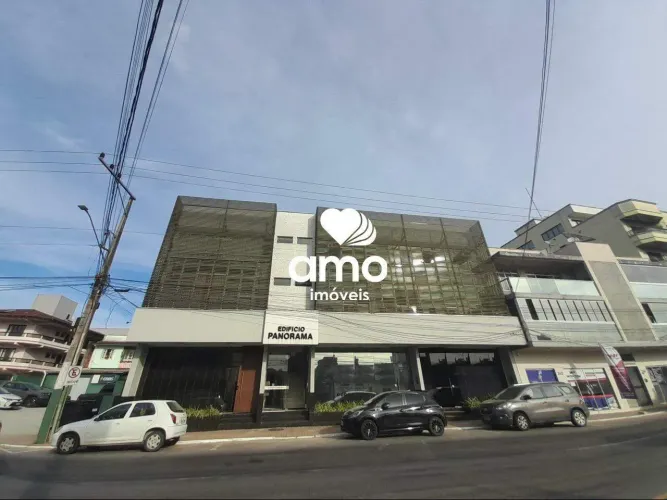 Sala comercial no piso superior para alugar no Centro de Brusque