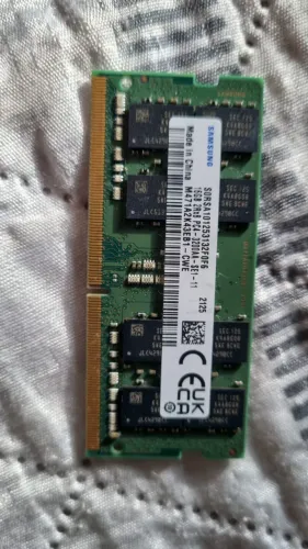 Memória RAM Notebook Samsung 16GB DDR4 3200MHz