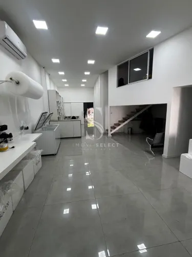 Santa Cecilia, Loja Comercial de 102m² com mezanino.