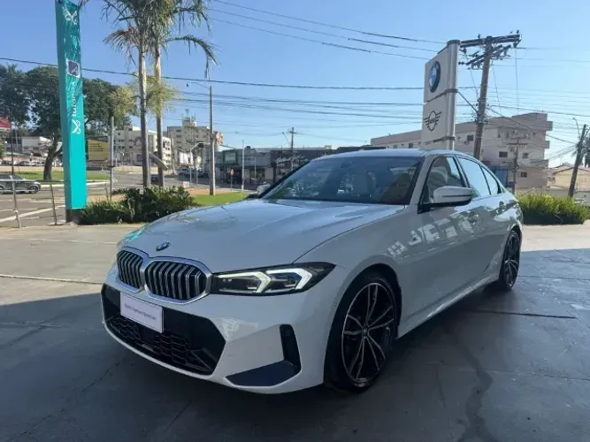 BMW 320I A 2.0 TB M Sport Activeflex 16V 4P 2024