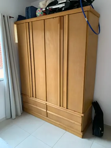 armário