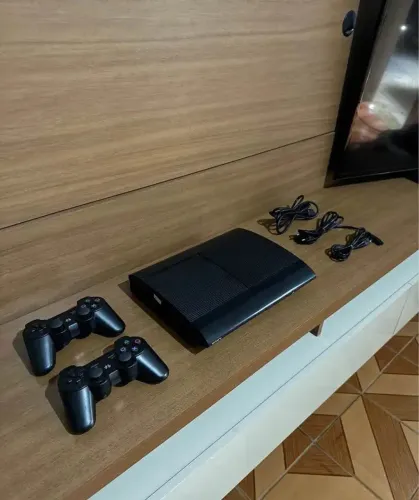 PS3 SUPER SLIM 3 mil jogos