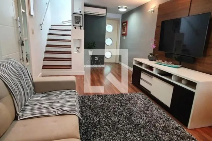Casa à Venda - Taboão, 2 Quartos, 125 m2