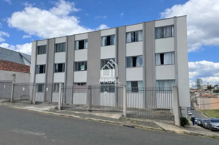Apartamento à Venda e Locação- Centro de Ponta Grossa - PR