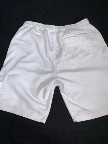 Short Branco