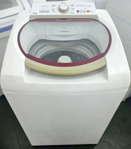 Vendo máquina marca Brastemp Ative 11kg moderna funcionando perfeitamente Super Nova
