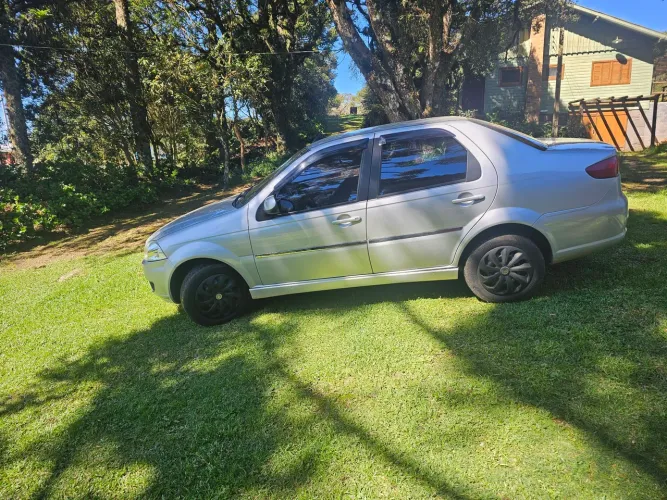 Fiat Siena EL 1.4 MPI Fire Flex 8V 4P 2013