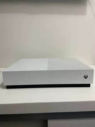 Xbox One S All Digital Branco 1TB + Controle Original