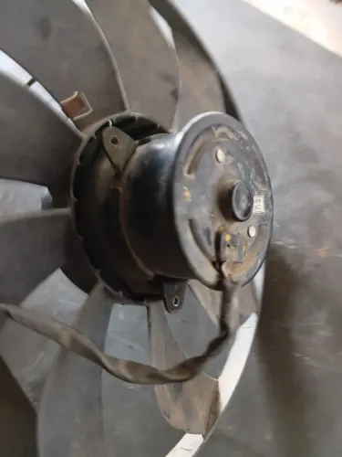 Motor da ventoinha do kwid