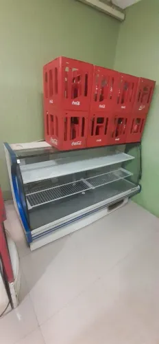 Freezer gelopar 1metro e70 cm semi novo