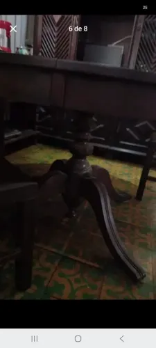 Mesa com 6 cadeira em madeira embuia excelente estado