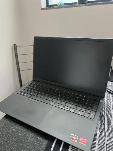 Vendo Notebook Dell Inspiron 15 3515