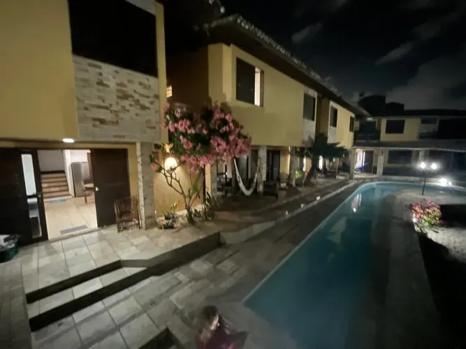 Casa Duplex Mobiliada para locação em Ponta Negra | 67m² | Condomínio Fechado