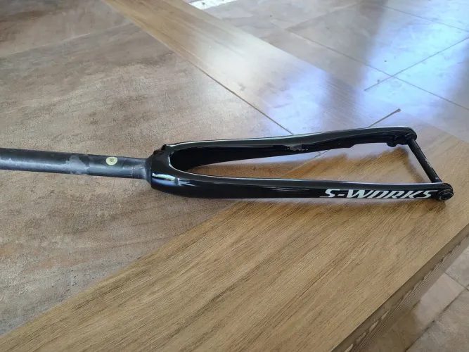 Garfo de carbono para bicicleta speed