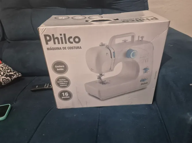 Maquina de costura philco bivolt