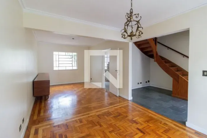 Casa à Venda - Vila Mariana, 3 Quartos, 190 m2