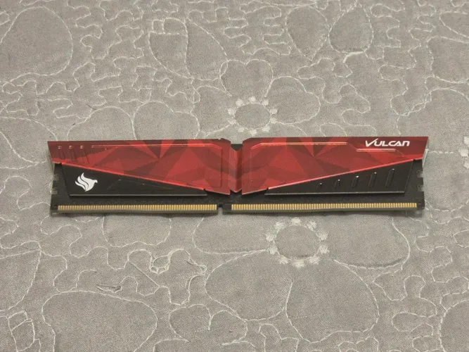 Memória ram T-Force Vulcan Pichau, 8GB, DDR4, 2666