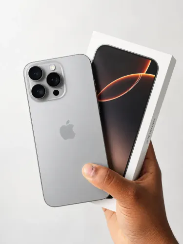 IPHONE 15 PRO MAX- 512GB