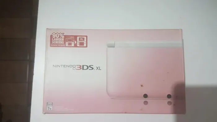 Nintendo 3ds XL Rosa e branco + 2 jogos originais (Desbloqueado)