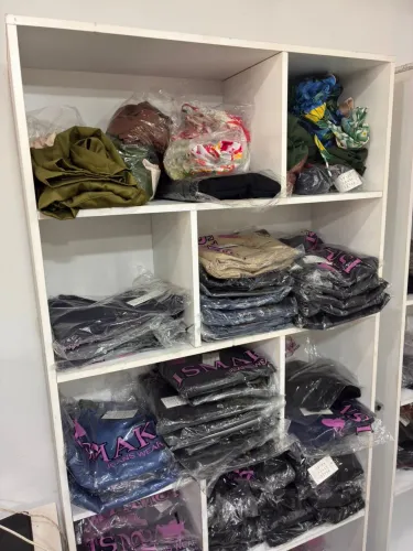 Colmeia para loja de roupas