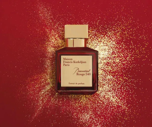 Baccarat Rouge 540 Extrait de Parfum Maison Francis Kurkdjian Paris - Perfume Unissex 70ml