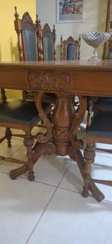Mesa de jantar em Madureira com 8 cadeiras