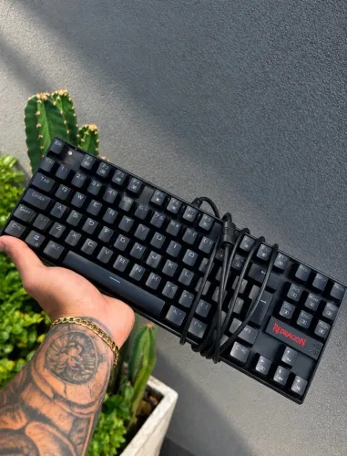 Teclado Mecânico Gamer Redragon Kumara K552 RGB