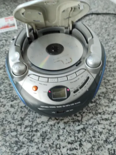Micro Sistem Lennox com porta cd (Obs : botão de volume com defeito)