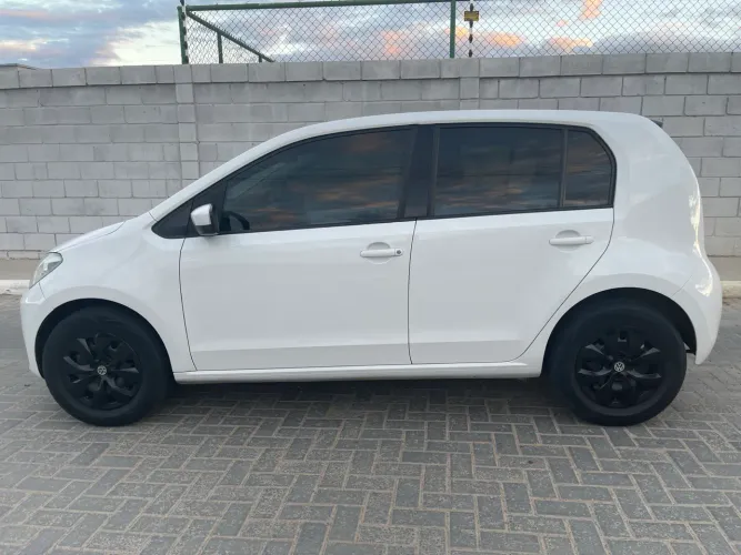 Volkswagen Up! Take 1.0 Total Flex 12V 5P 2015