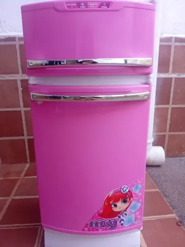 Geladeira infantil