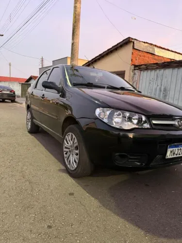 Fiat Siena Celebration 1.0 Fire Flex 8V 4P 2008