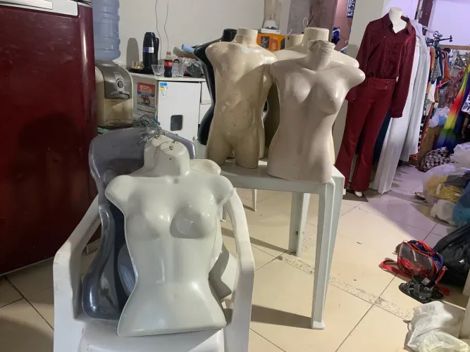 Vendo esses mannequins sendo 6 busto e varios bustos tudo pra desapegar 