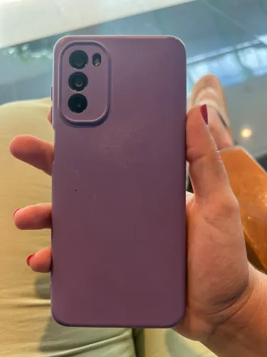 VENDO CELULAR MOTO g62 5G