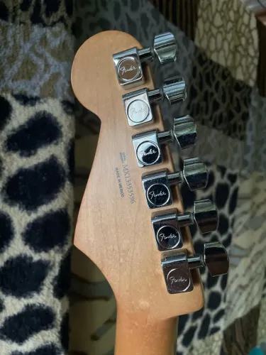 Guitarra elétrica 