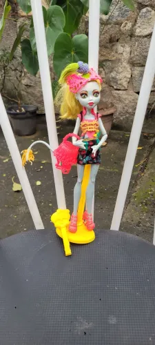 Monster High Lagoona fire 