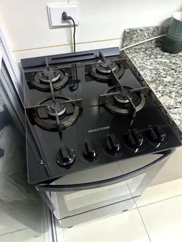 Fogão 4 bocas Brastemp