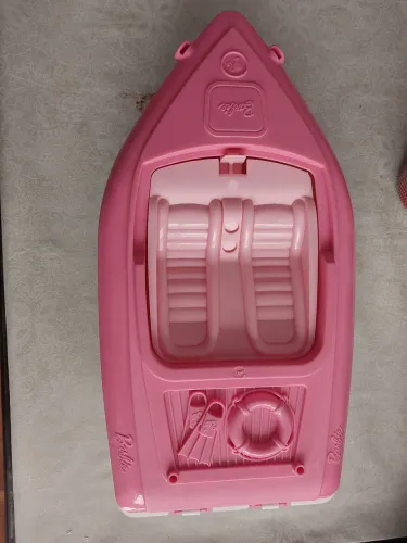 Lancha da Barbie