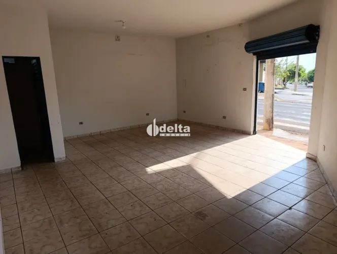 Loja disponível para locação bairro Santa Mônica Uberlândia-MG.