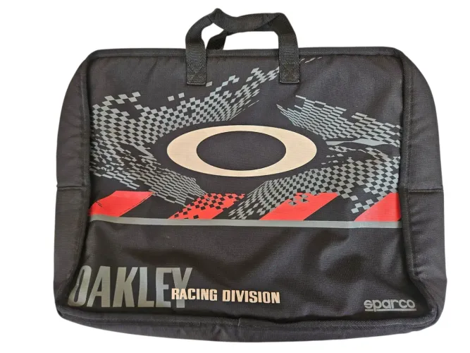 Oakley bag racing division X Sparco collab vintage raridade notebook viagem mala