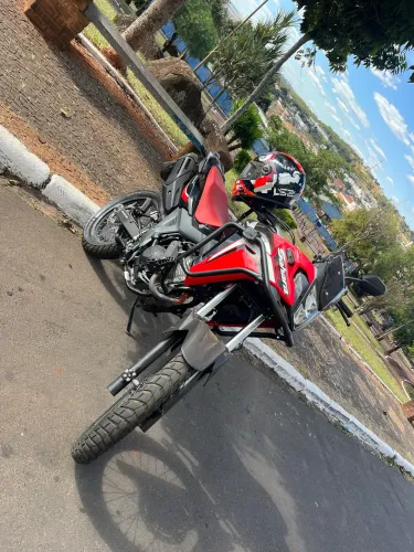 Sahara 300 , único dono , km baixo
