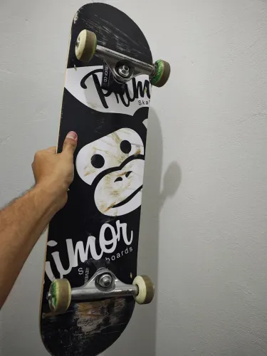 Skate bem novo.