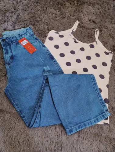 Vende-se calça feminina wide leg nova, tamanho uma 36 e duas 38, aceita cartão..