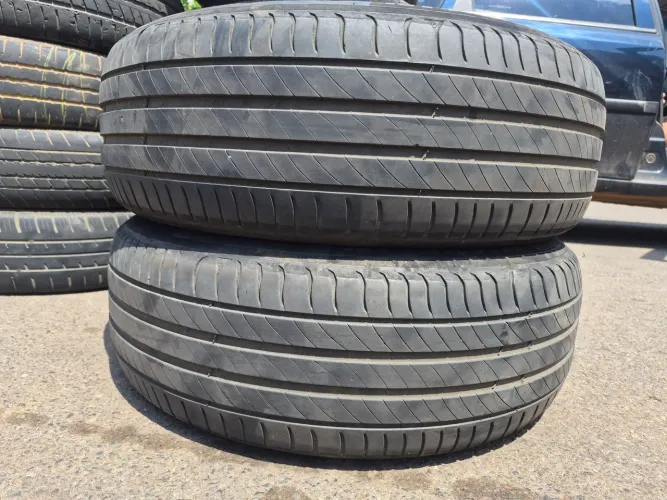 Par de pneus 215/60/17 Michelin