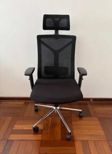 Cadeira de Escritório Ergonômica Makkon KD-115 - p/ pessoas altas e grandes
