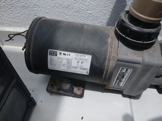 Spa jacuzzi usada com motor