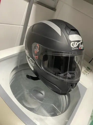 Capacete Gp tech