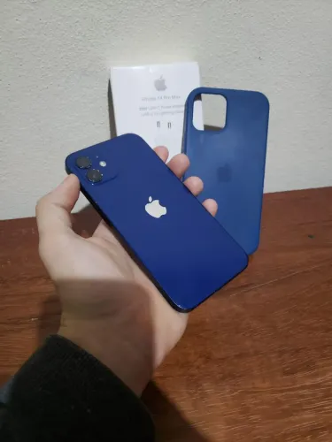 iPhone 12 Excelente Estado
