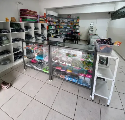 Papelaria à Venda - Dentro de Colégio