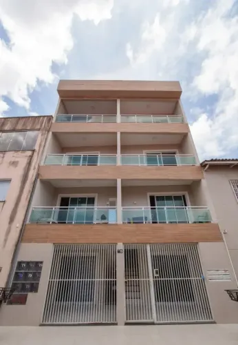 Apartamentos Novos no Henrique Jorge: Opções com Varanda ou Térreo!