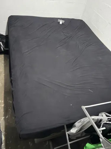 Cama